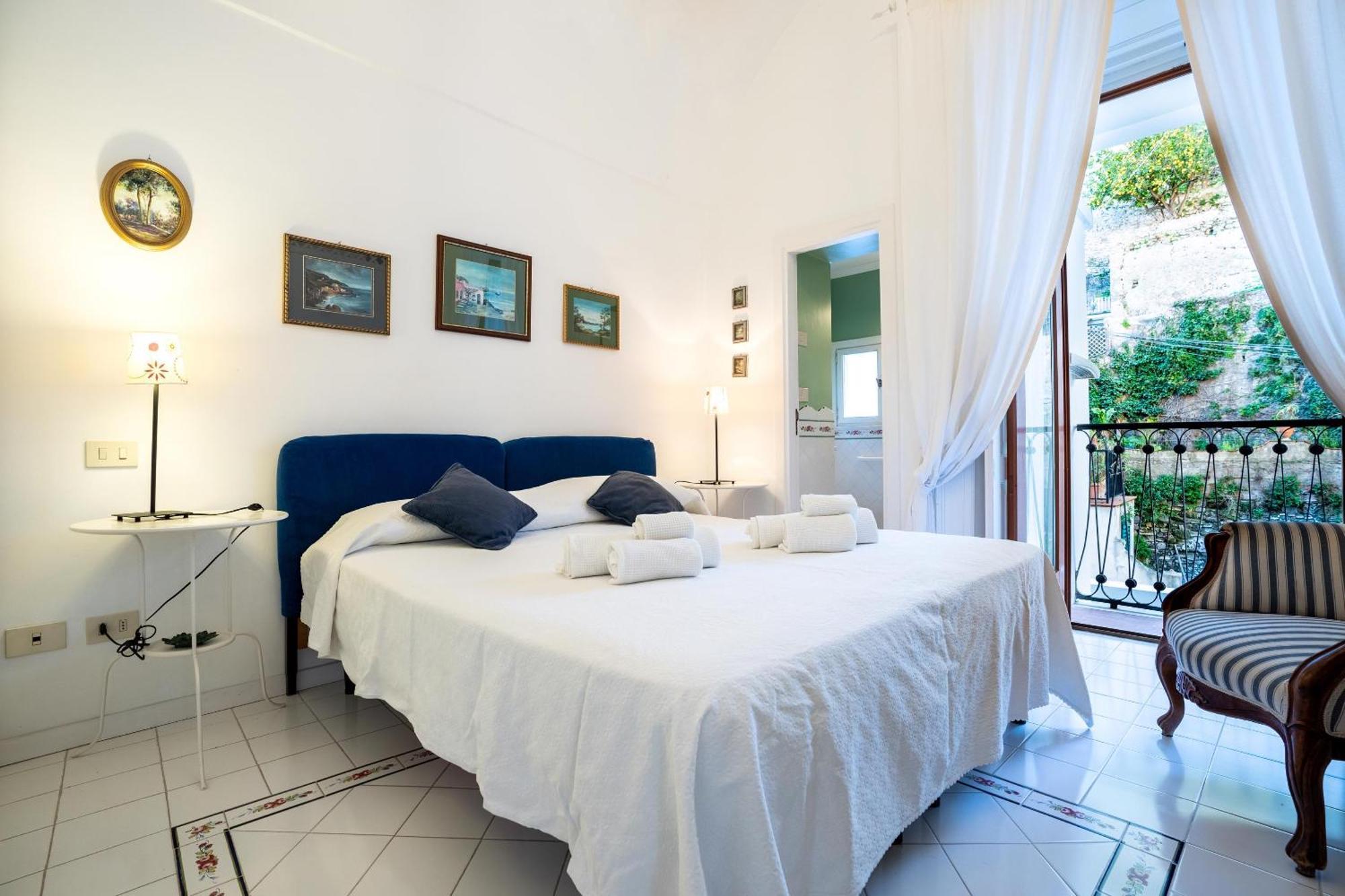 Stefania Flat - Amalfi Center Apartment Екстериор снимка